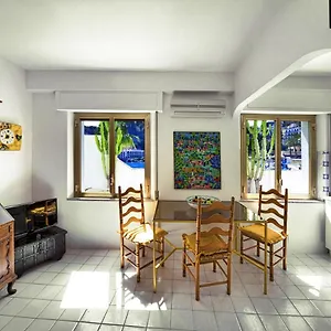 residence-degli-agrumi-mare.taorminaitalyhotels.com/